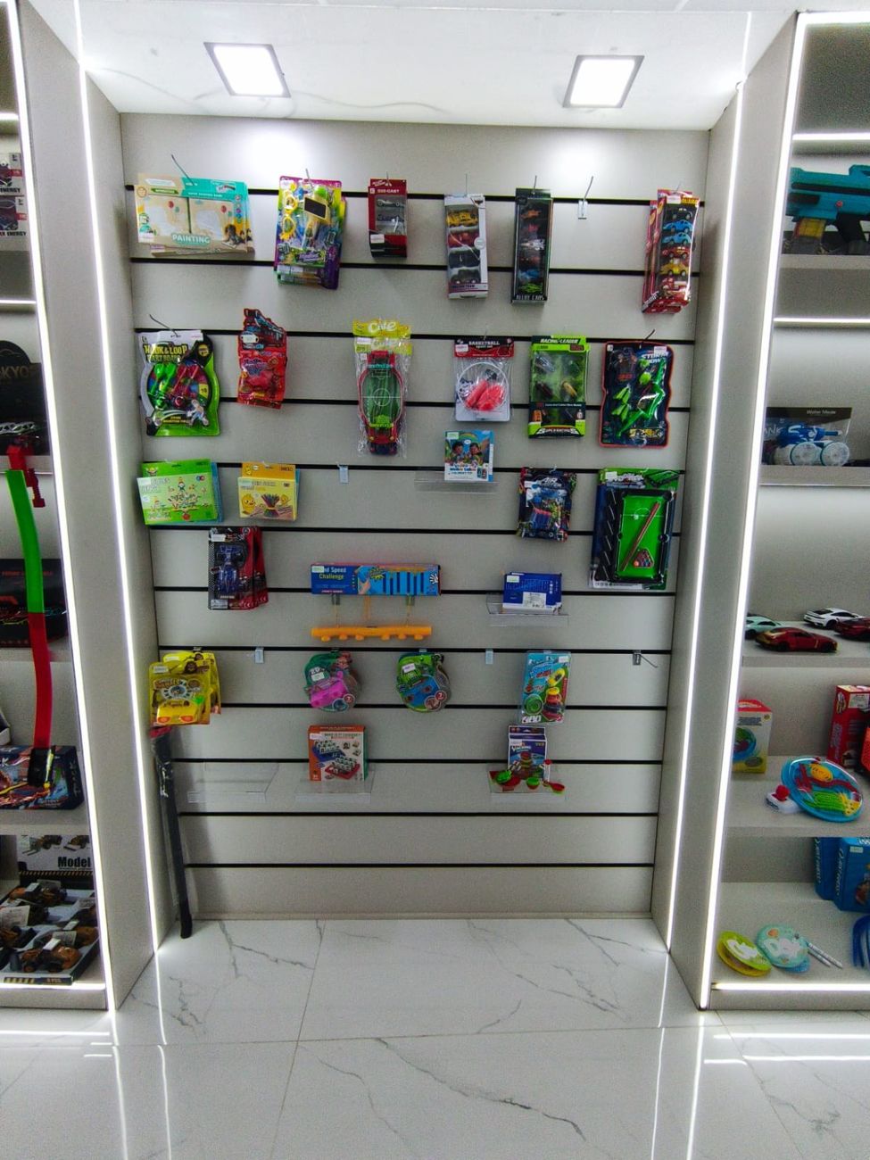 Vic Import: brinquedos